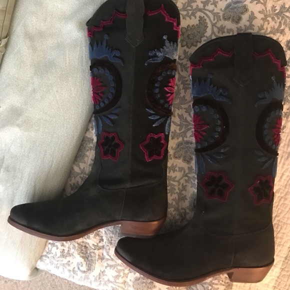 Free People *NEW*  Roundhouse Stitch Suede Leather Boots Size 9.5/39 Black Combo - Picture 3 of 3